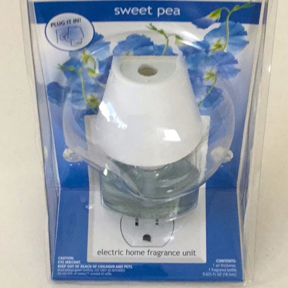 Yankee Candle, Simply Home Plug in Fragrance Unit, Scent, Sweet Pea. Guest  Bath - Picture 6 of 6